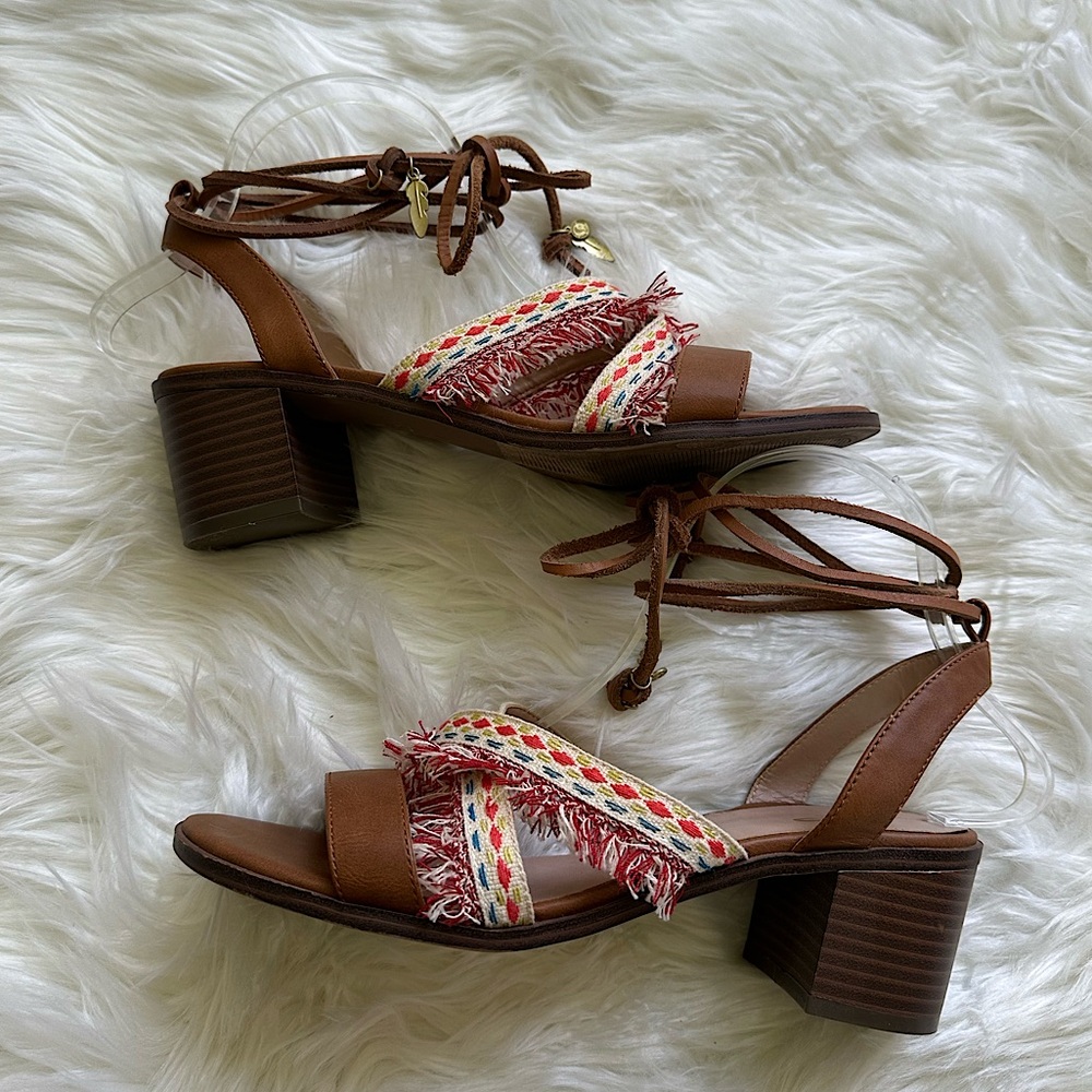 Mix No.6 size 8 summer tan boho lace up sandals